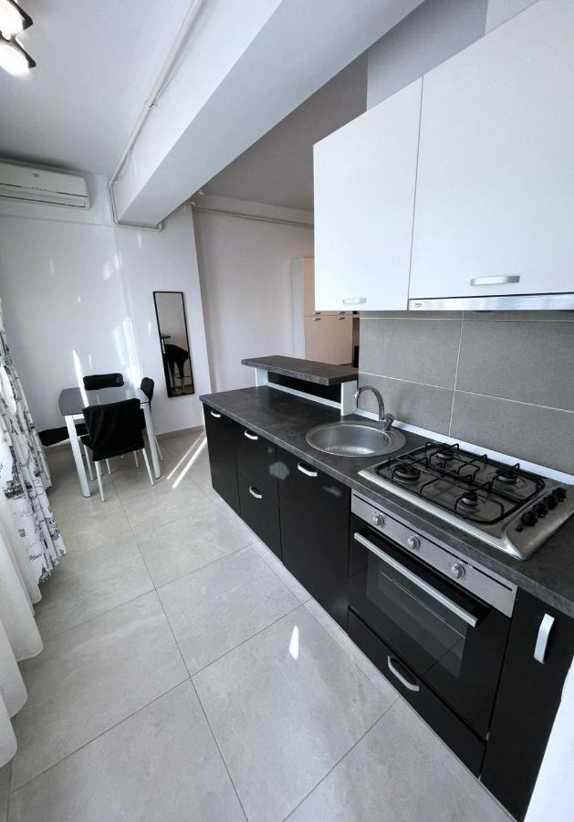Taste Of Iasi - Two Room Apartment - Central - Sunset Touch Luaran gambar