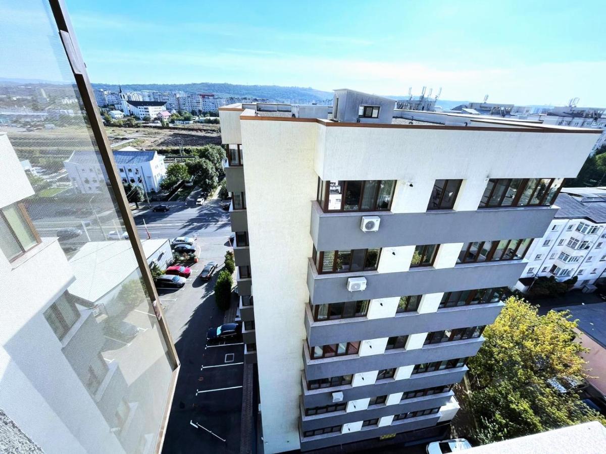 Taste Of Iasi - Two Room Apartment - Central - Sunset Touch Luaran gambar